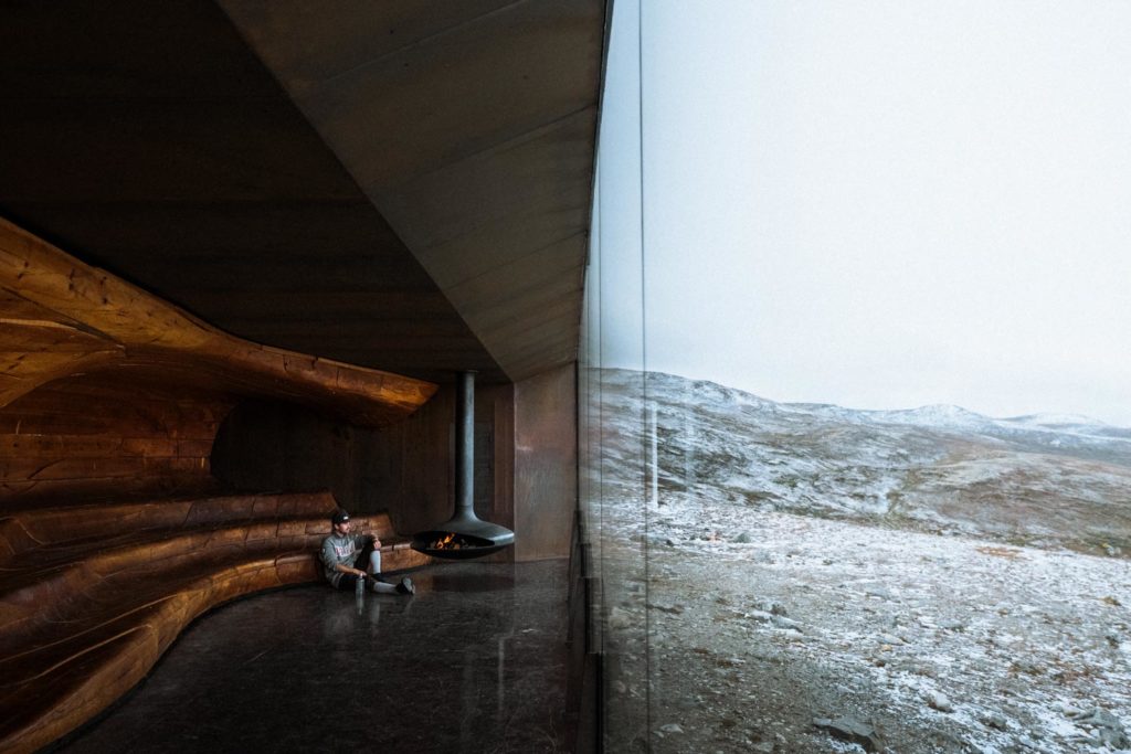 The viewpoint is closed during the winter, but during the summer Viewpoint Snøhetta is open for visitors around the clock.